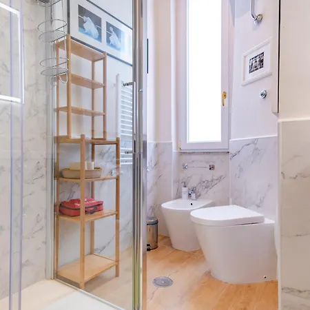 Elegantis Gallo - Few Steps From The Vatican * روما